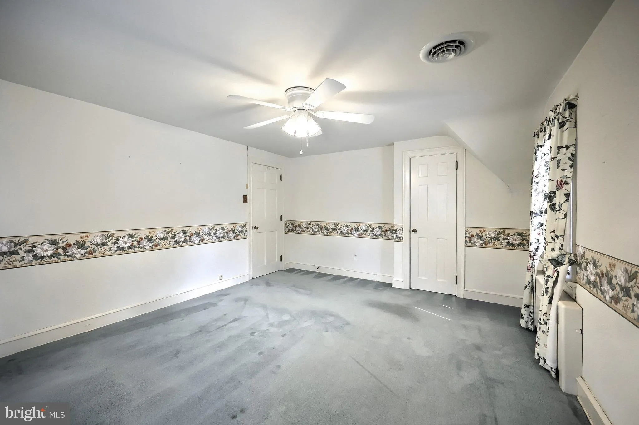 York, Pennsylvania 17404, United States, 3 Bedrooms Bedrooms, ,2 BathroomsBathrooms,Residential,Active,206096