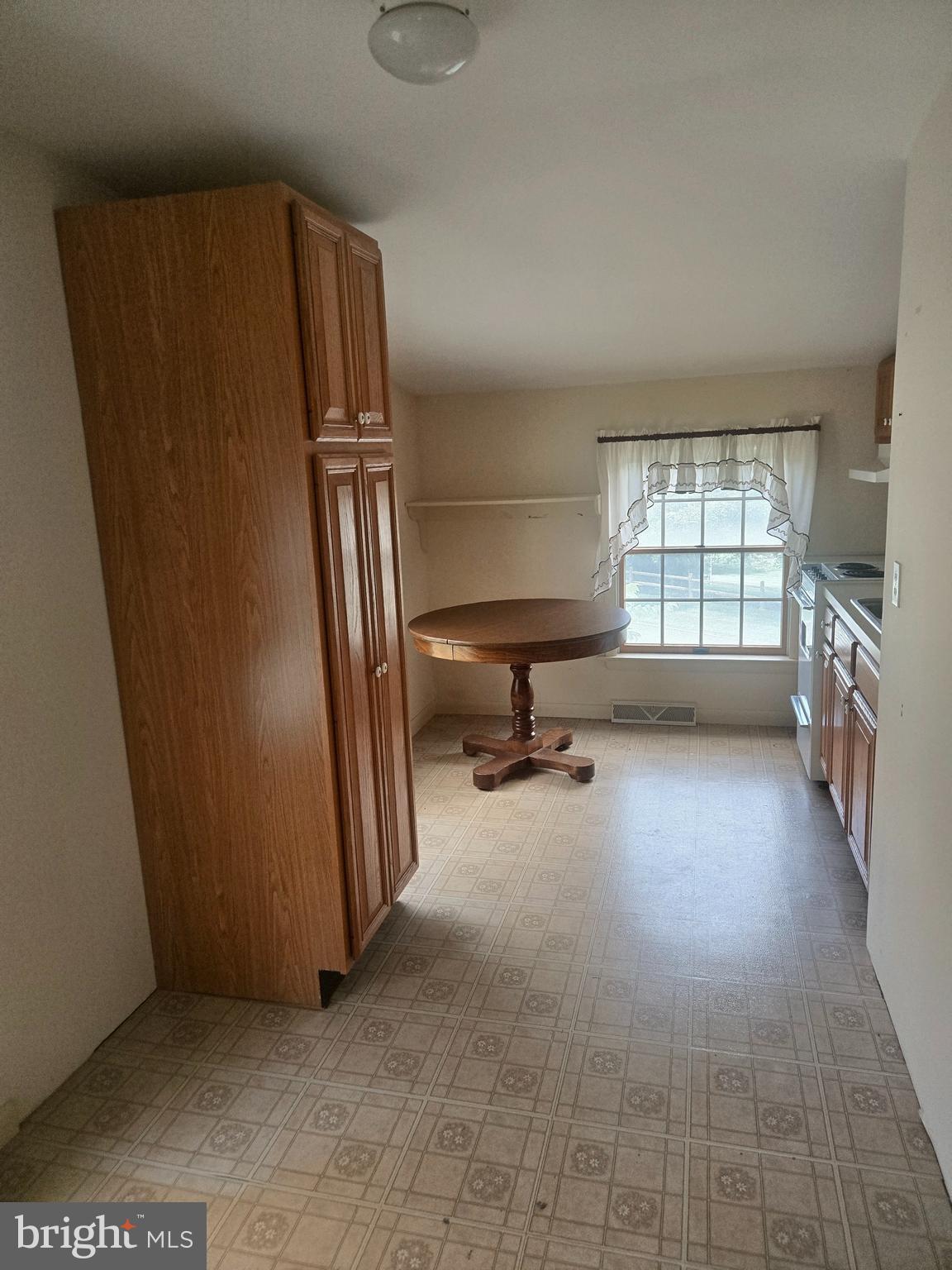 100 N GUTHRIESVILLE ROAD