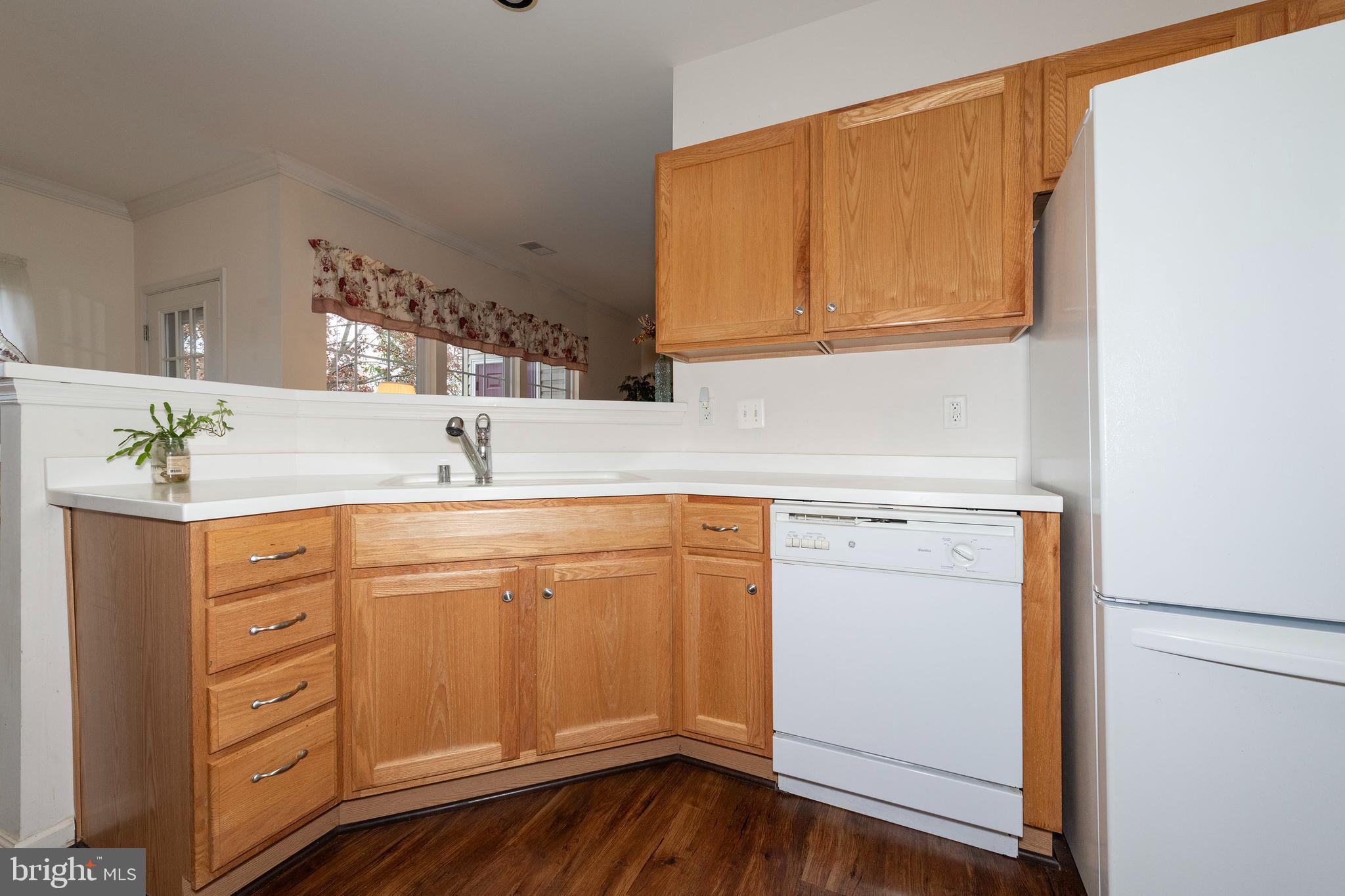 VILLAGE OF MILL RUN - Residential