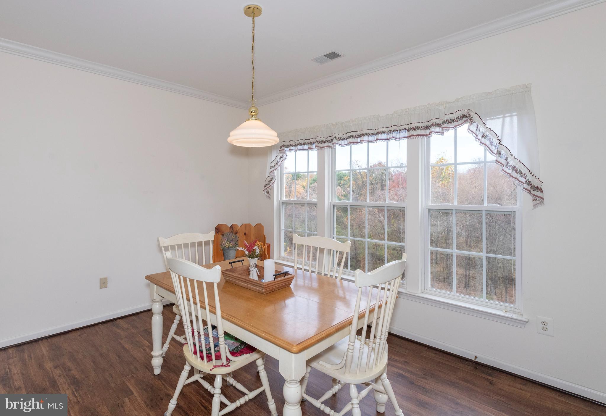 VILLAGE OF MILL RUN - Residential