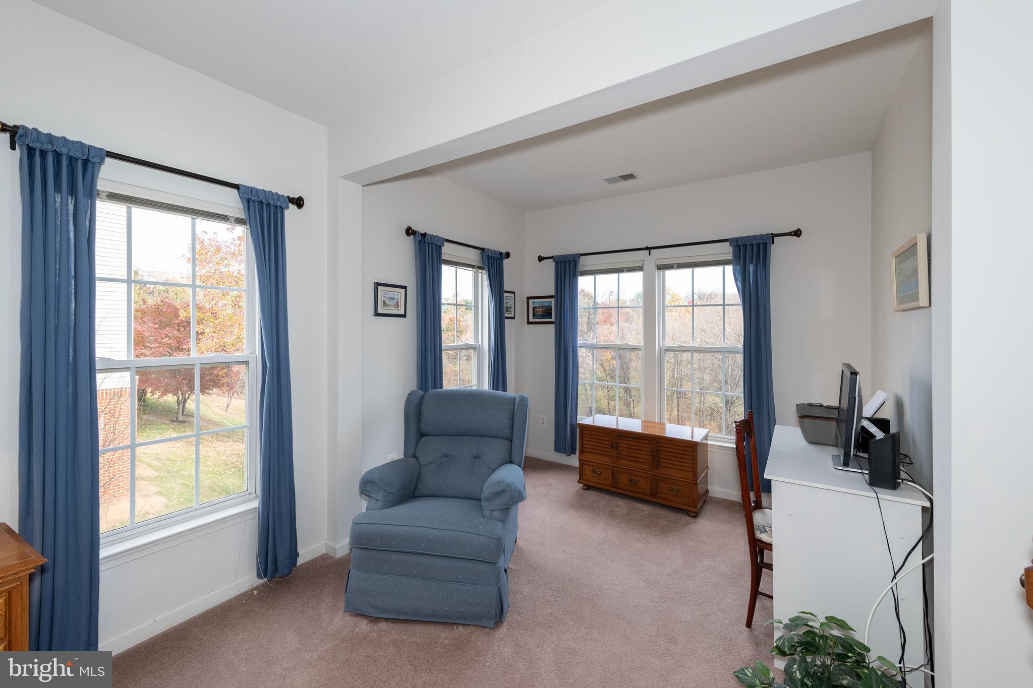 VILLAGE OF MILL RUN - Residential