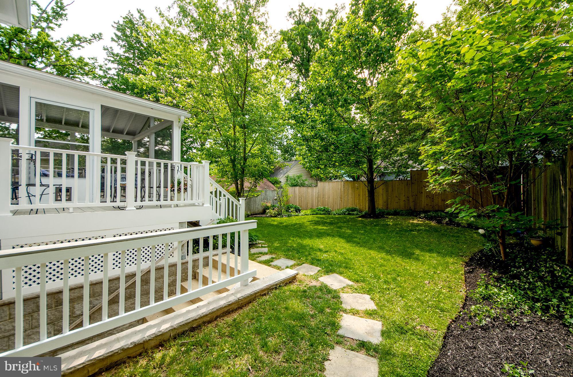 LYON PARK - Residential