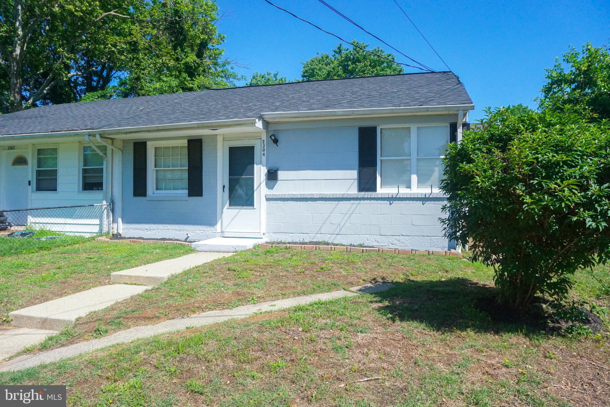 2304 PENBROOK CIRCLE