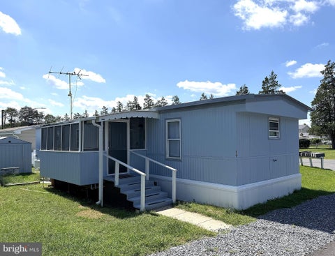 Mobile Home For Sale - 8049 Veterans Highway #59<br/> MILLERSVILLE, MD 21108