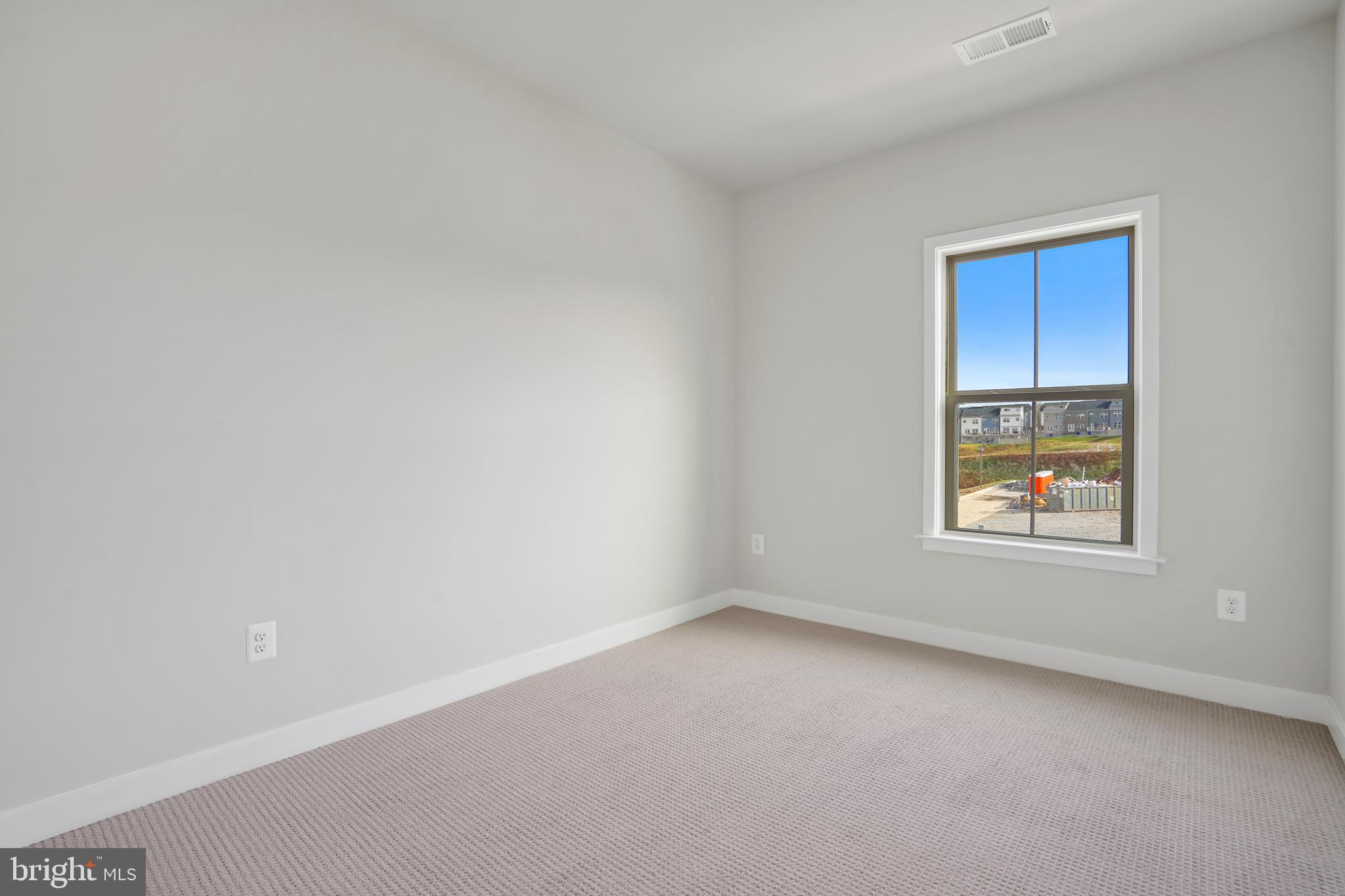 LAKE LINGANORE OAKDALE - Residential