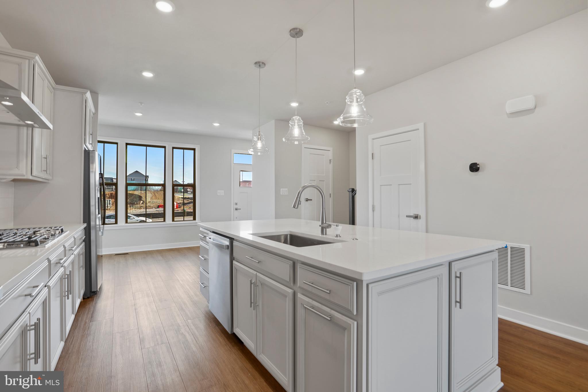 LAKE LINGANORE OAKDALE - Residential