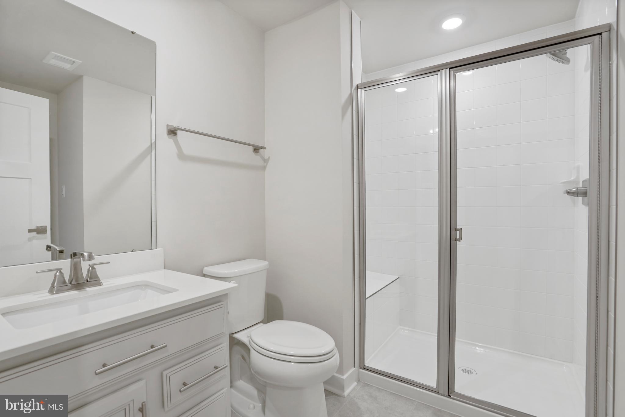 LAKE LINGANORE OAKDALE - Residential