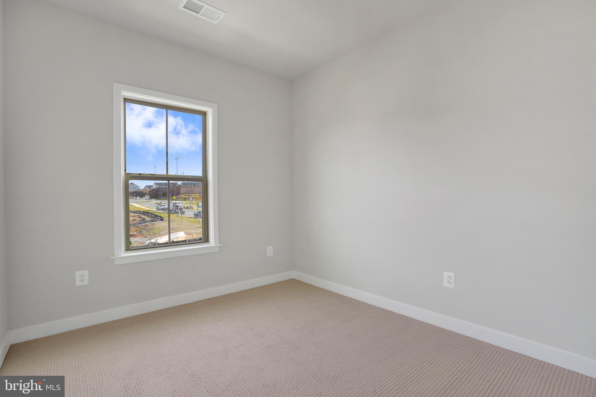 LAKE LINGANORE OAKDALE - Residential