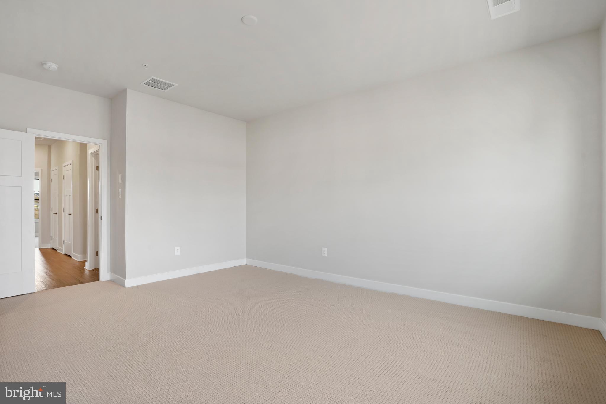 LAKE LINGANORE OAKDALE - Residential