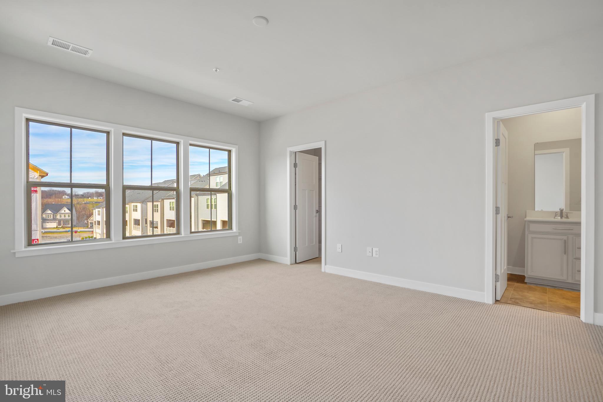 LAKE LINGANORE OAKDALE - Residential