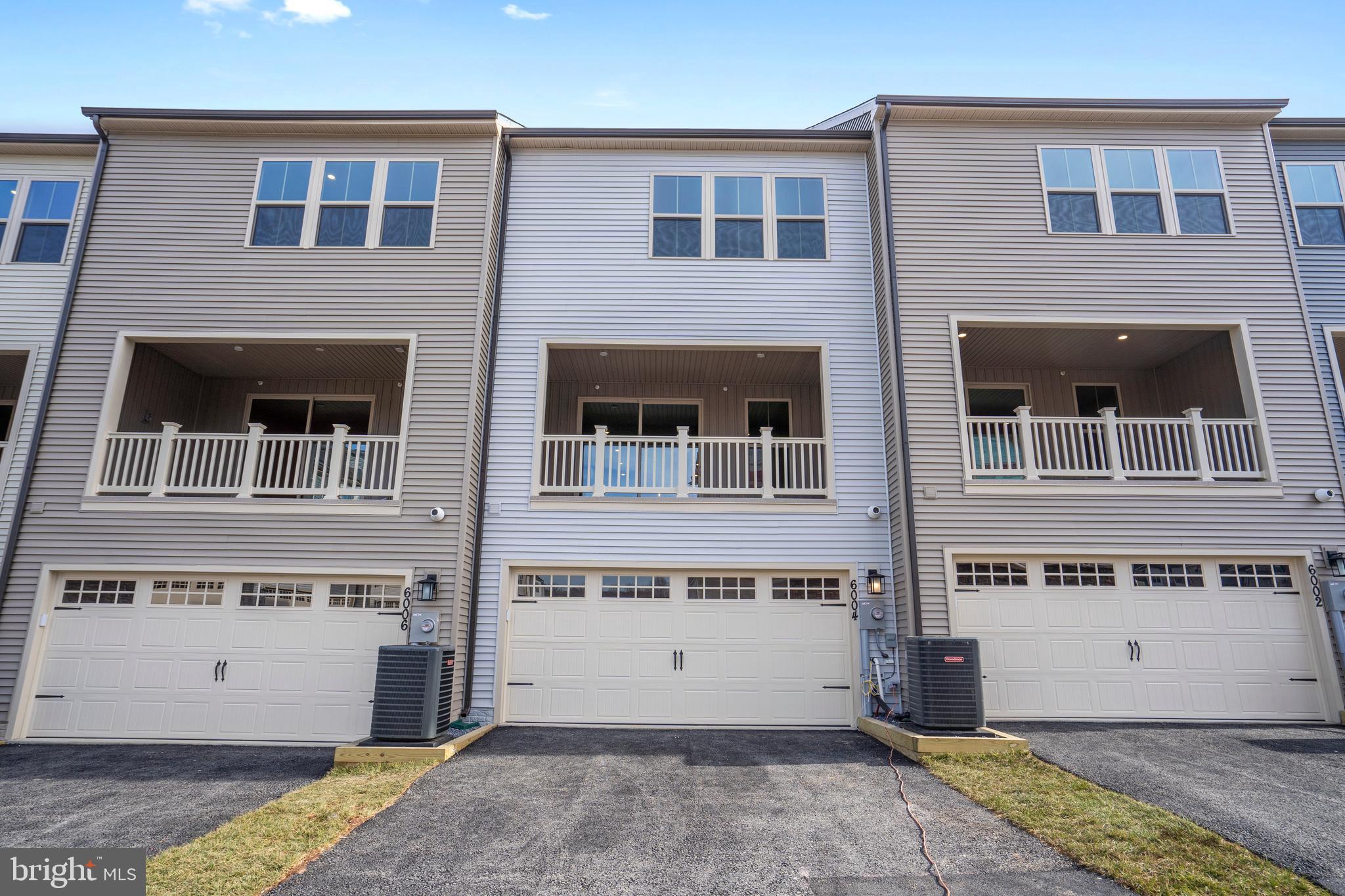 LAKE LINGANORE OAKDALE - Residential