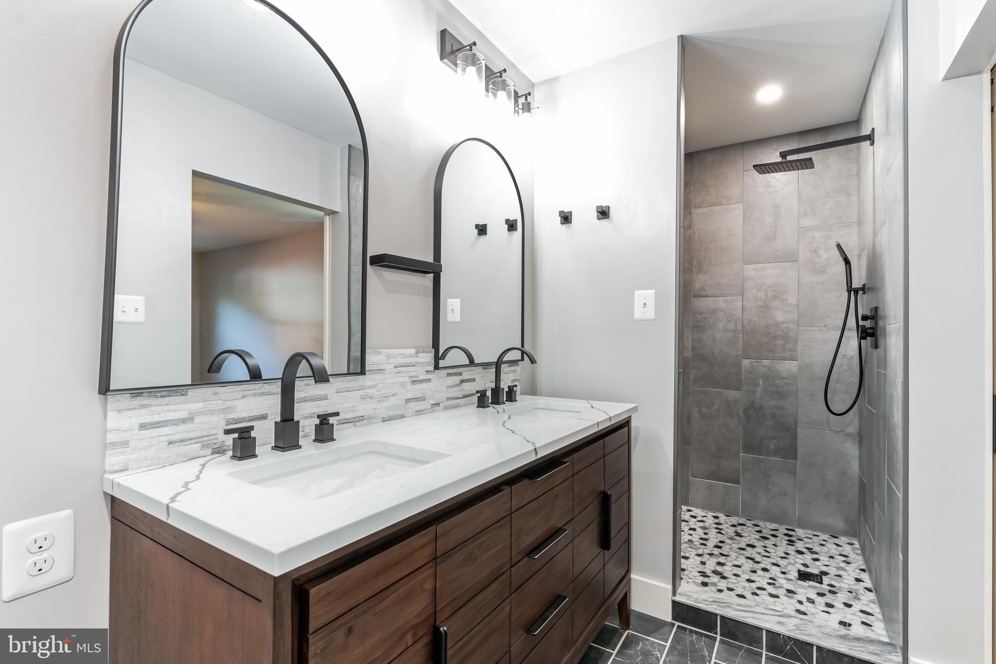 SARATOGA - Residential Lease