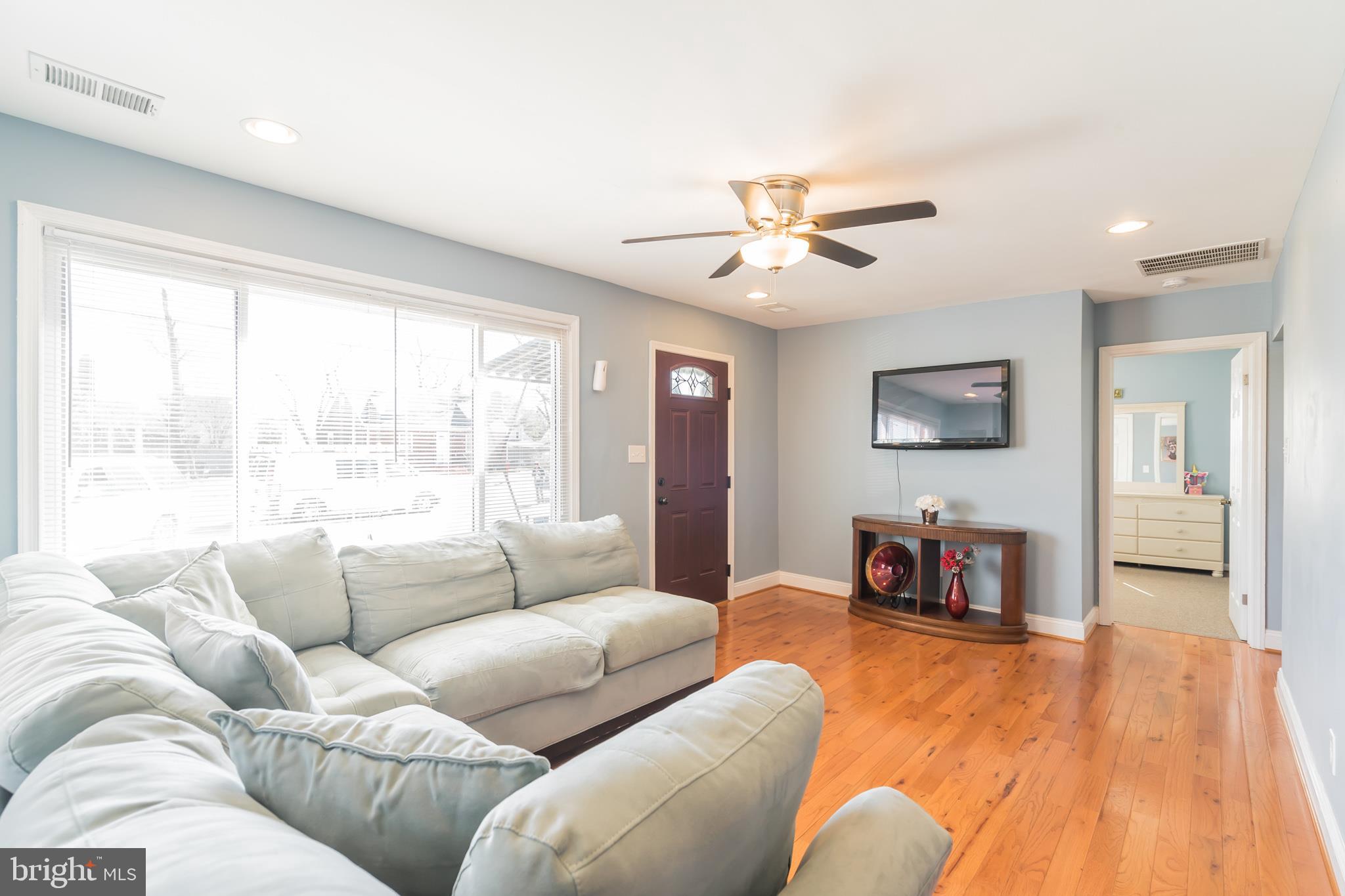 OLE LONGFIELD - Residential