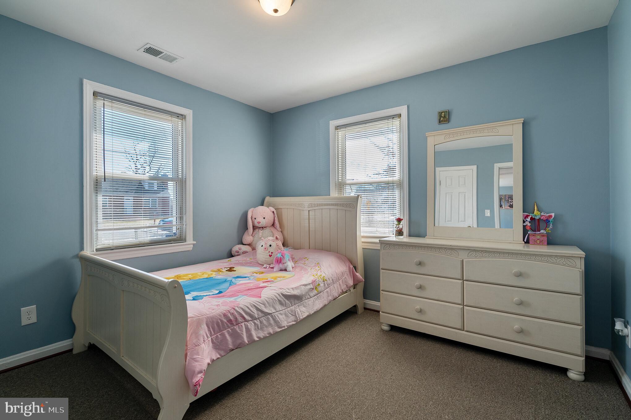 OLE LONGFIELD - Residential