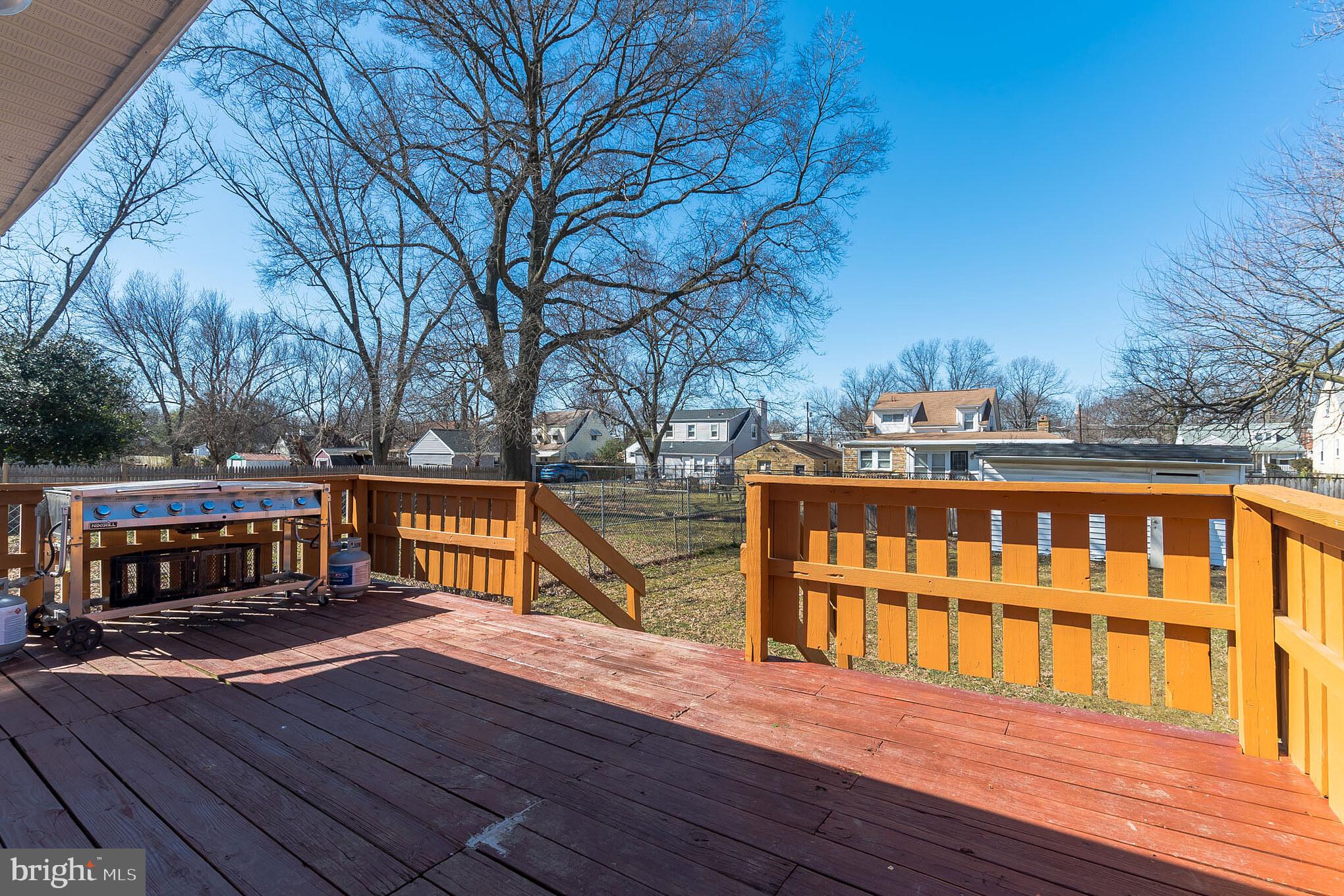 OLE LONGFIELD - Residential