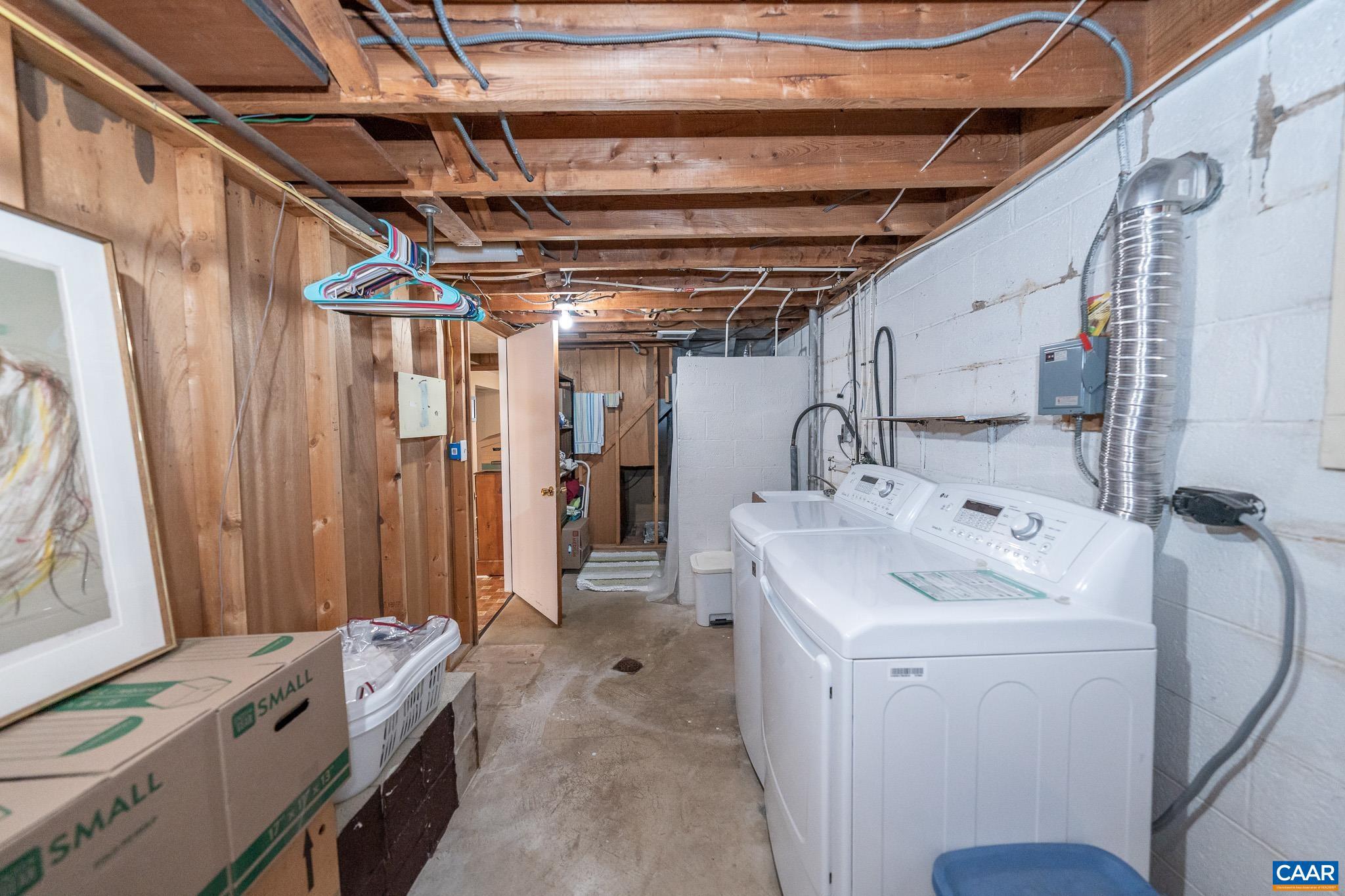 LOCUST GROVE - Residential