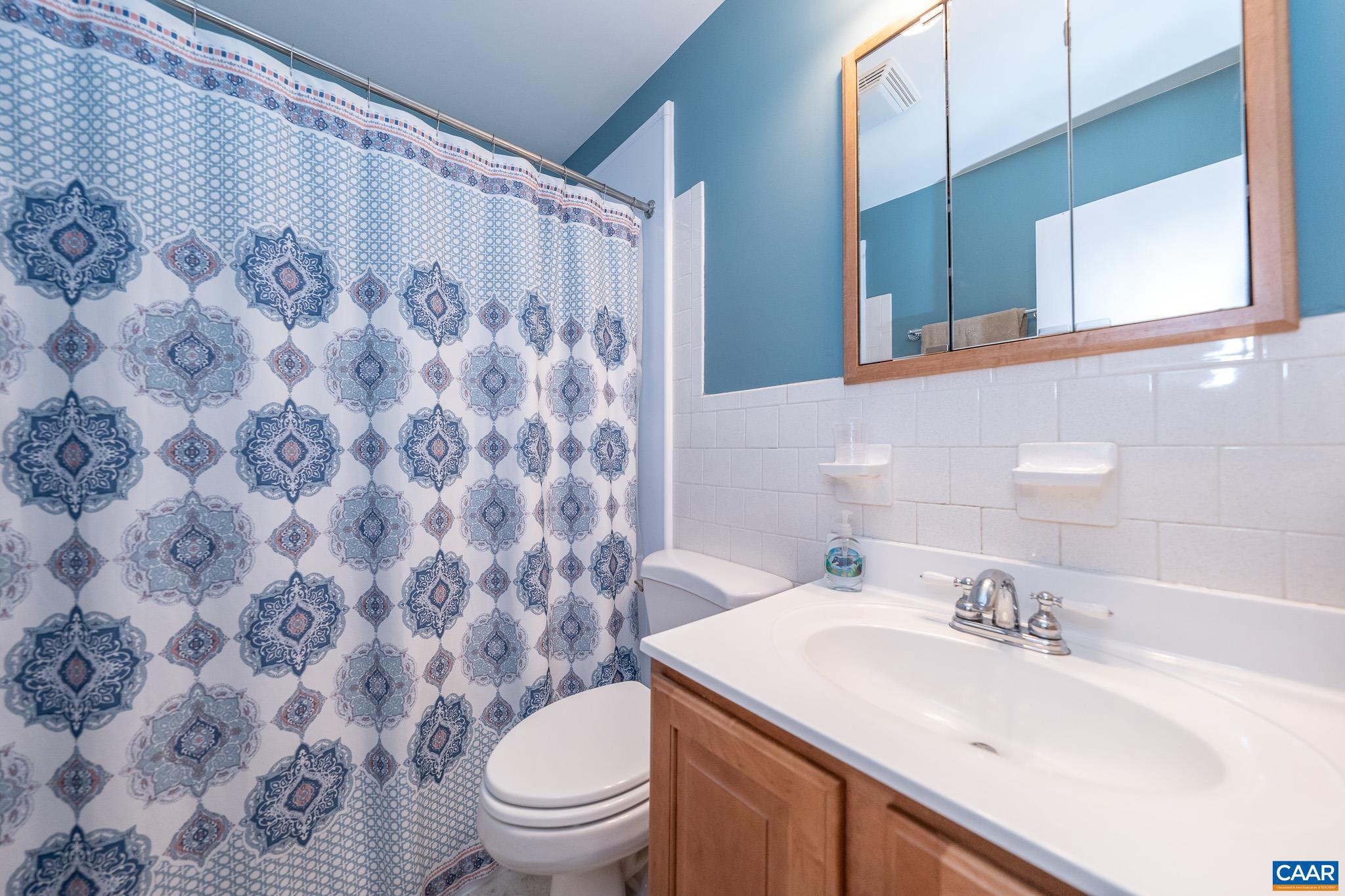 LOCUST GROVE - Residential