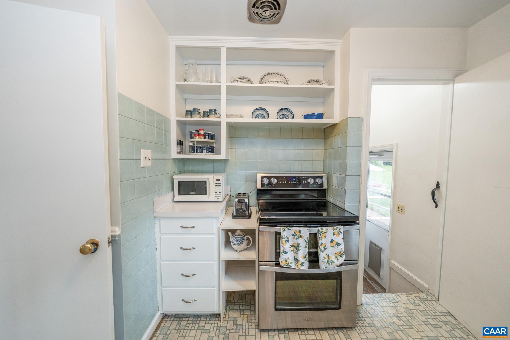 LOCUST GROVE - Residential