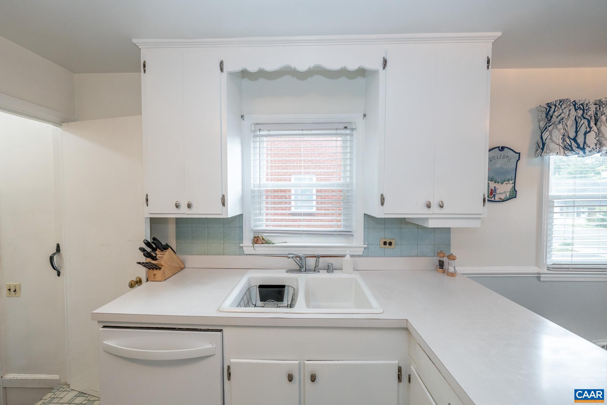 LOCUST GROVE - Residential