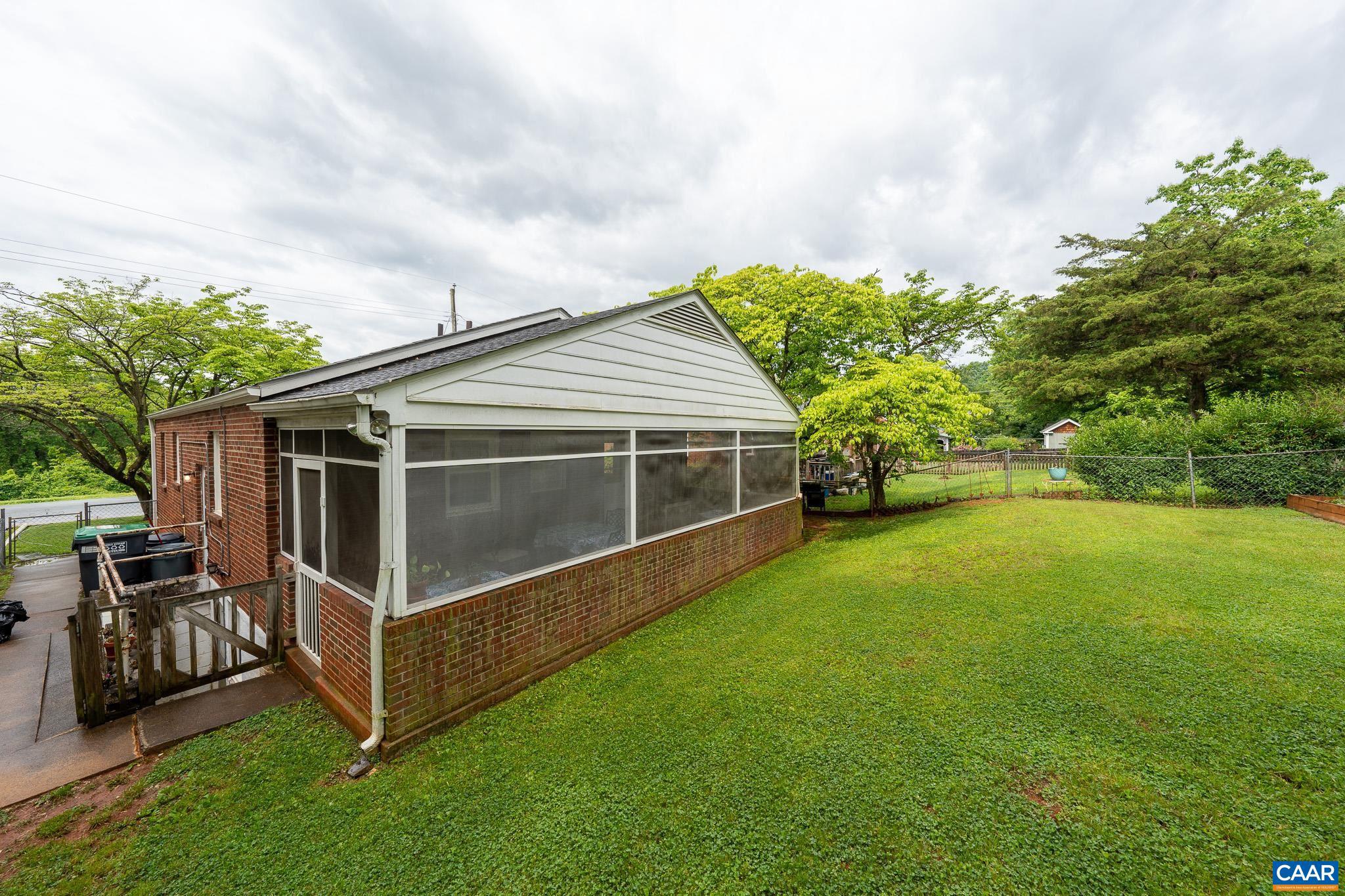 LOCUST GROVE - Residential