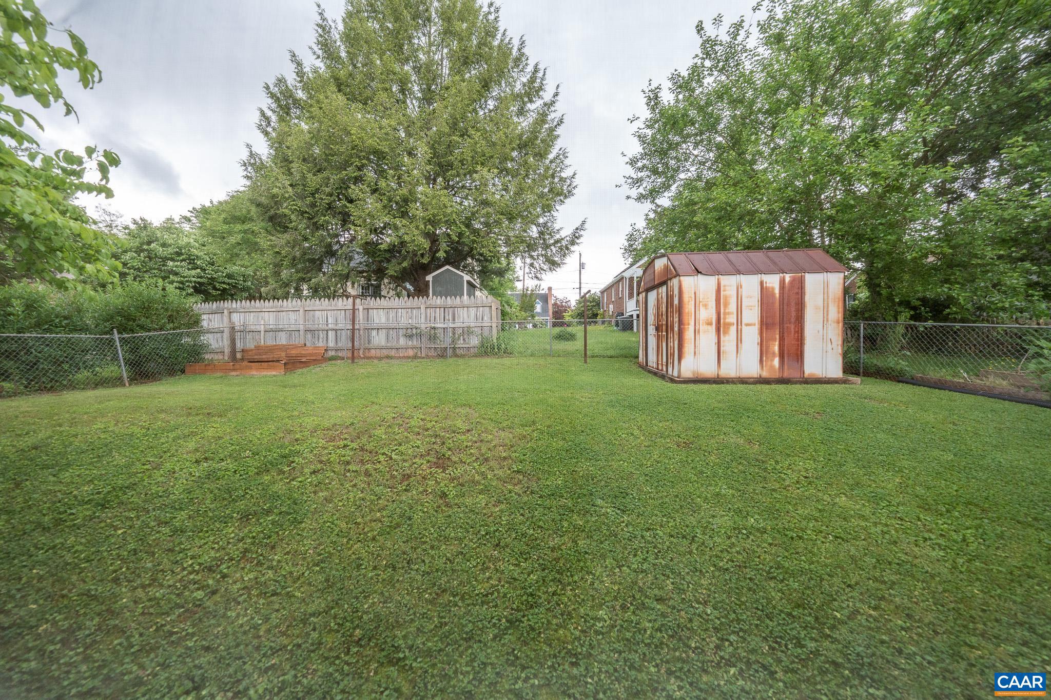 LOCUST GROVE - Residential