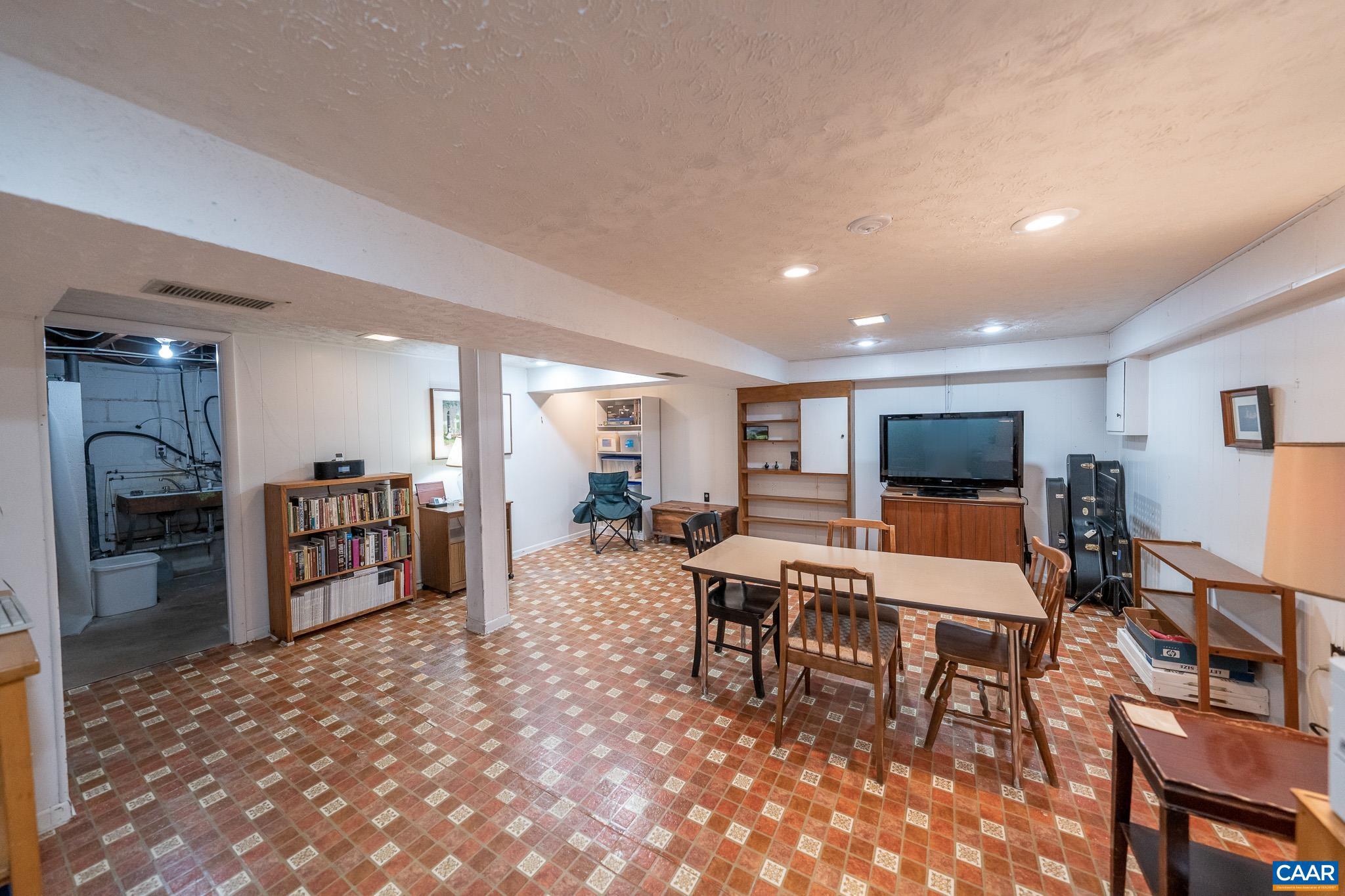 LOCUST GROVE - Residential