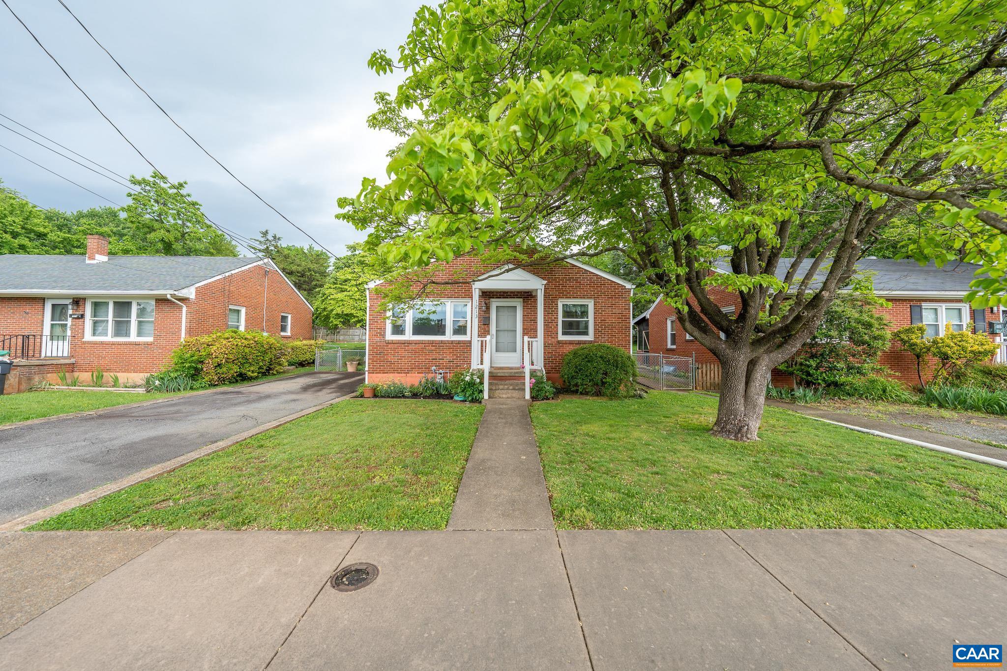 LOCUST GROVE - Residential