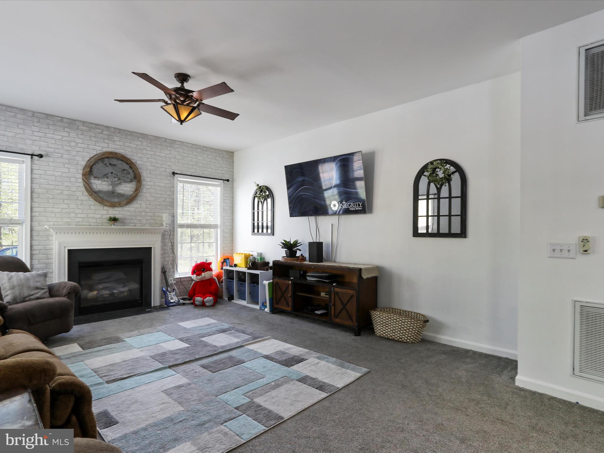 TOMAHAWK RUN - Residential