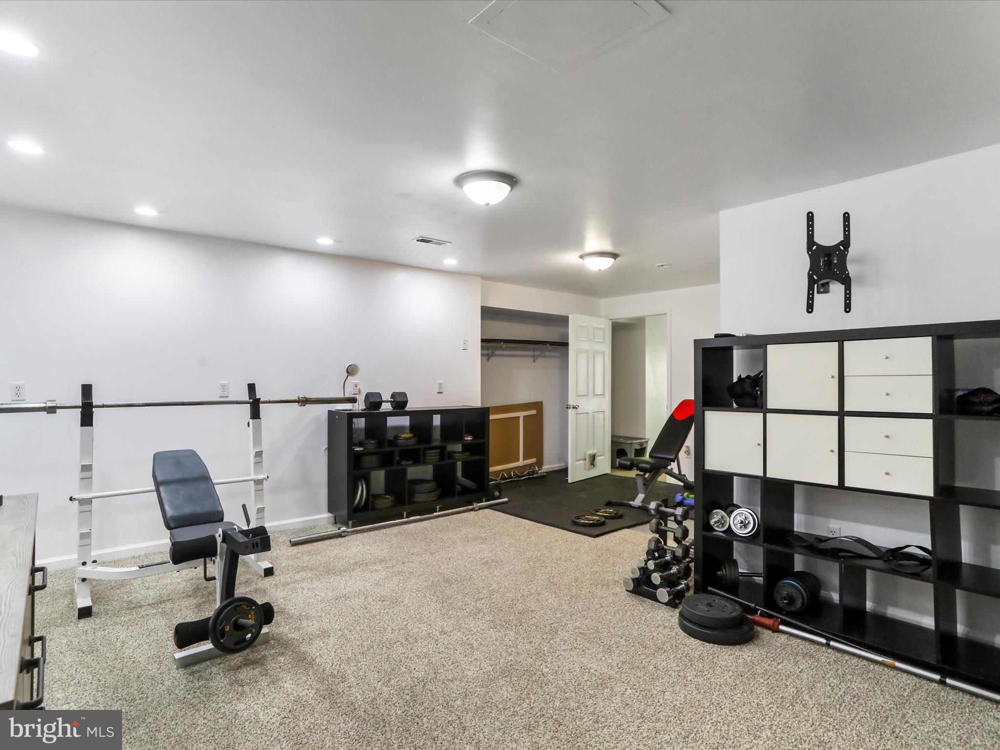 TOMAHAWK RUN - Residential