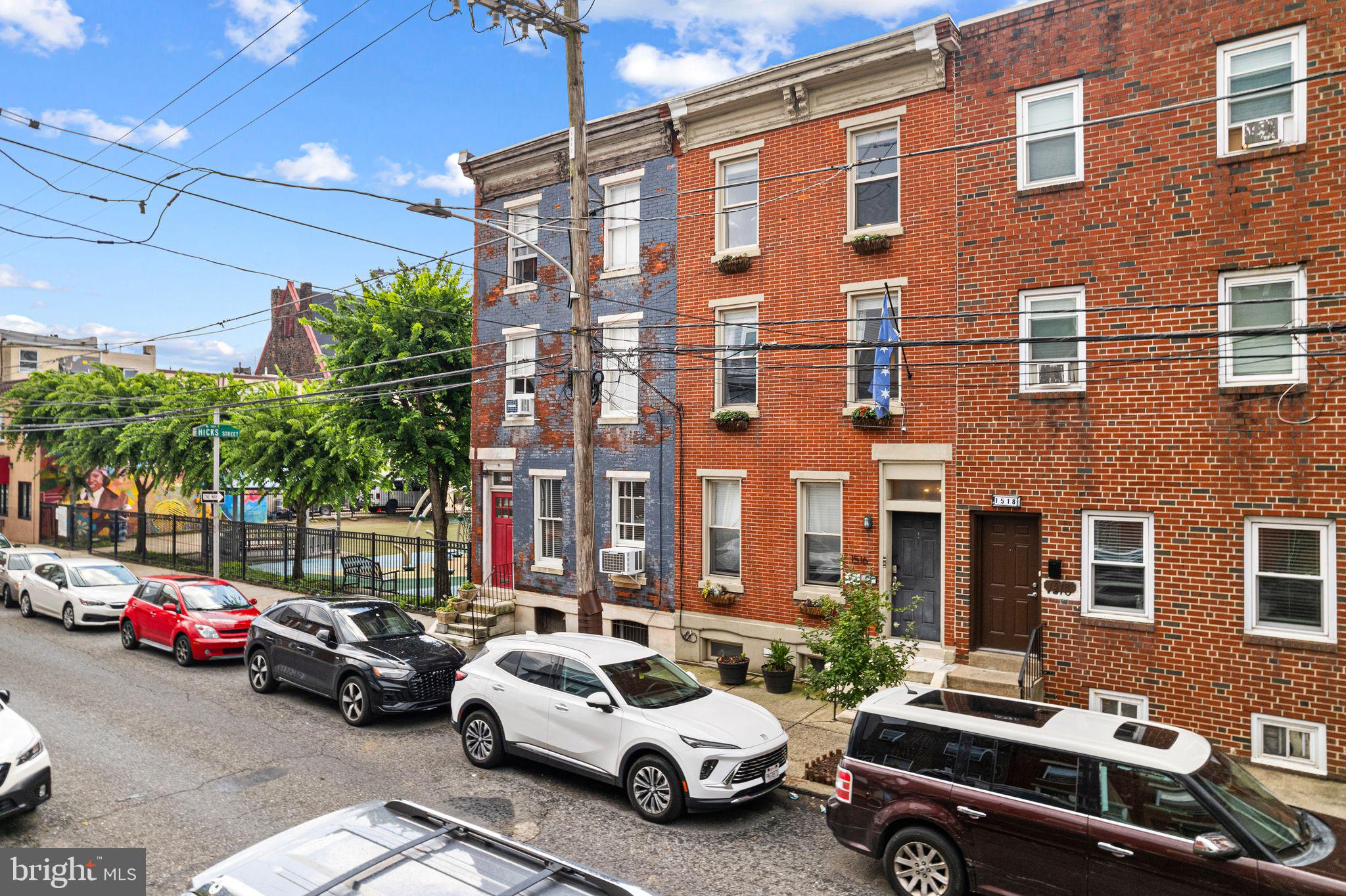 1516 CATHARINE STREET 3