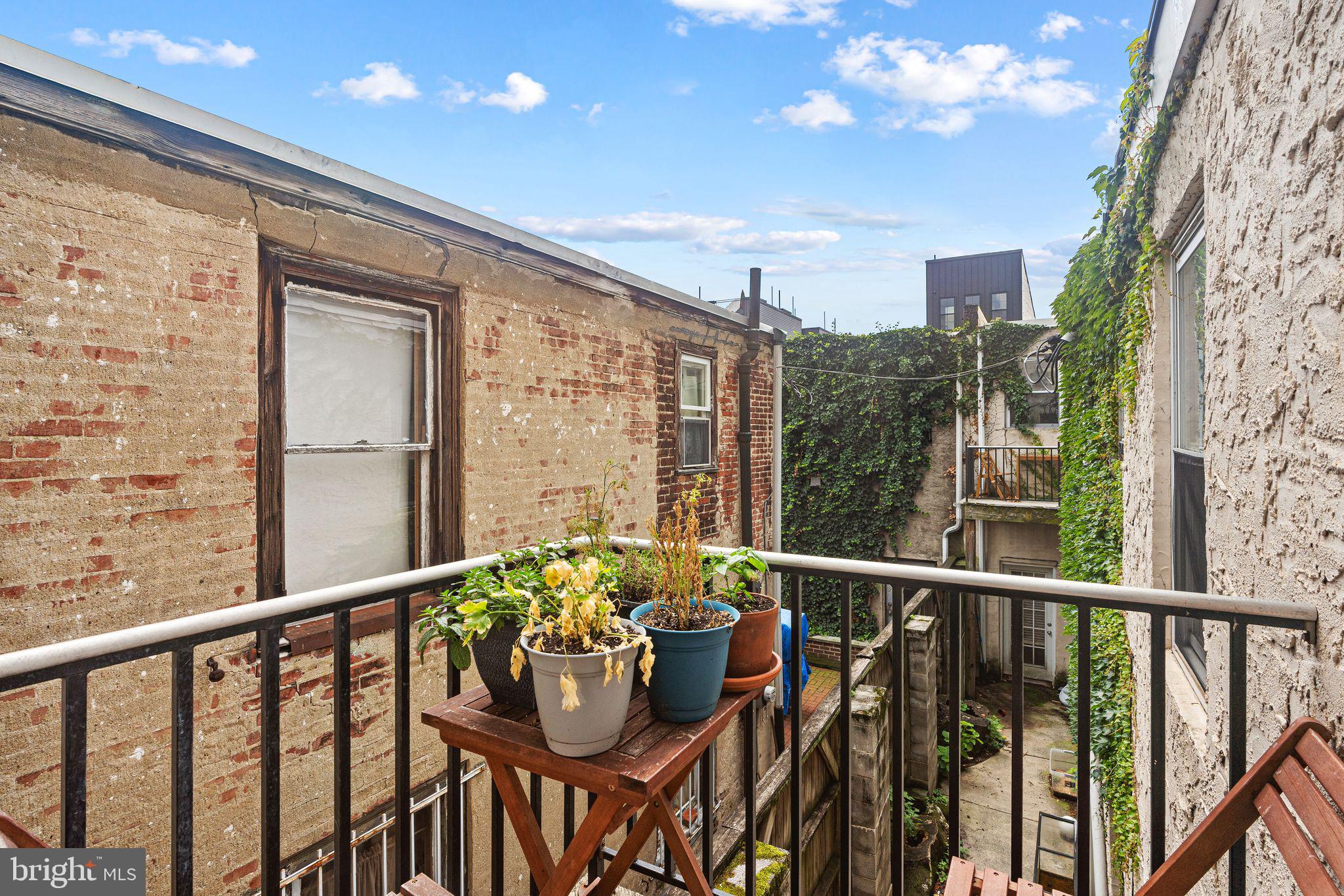 GRADUATE HOSPITAL - Residential