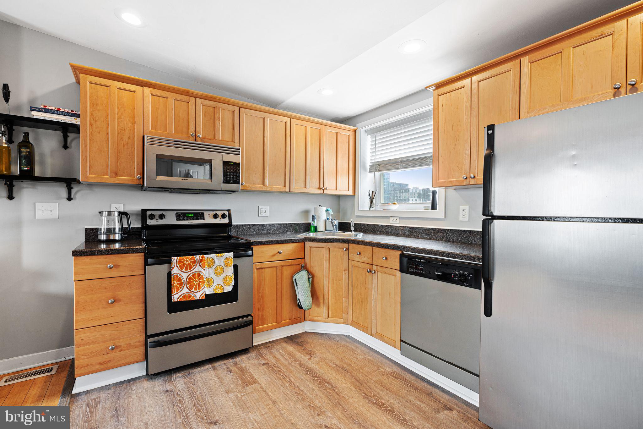 GRADUATE HOSPITAL - Residential