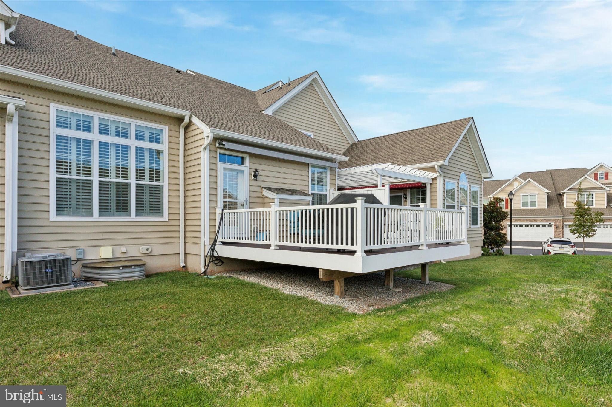 WHITE SPRINGS AT PROVIDENCE - Residential