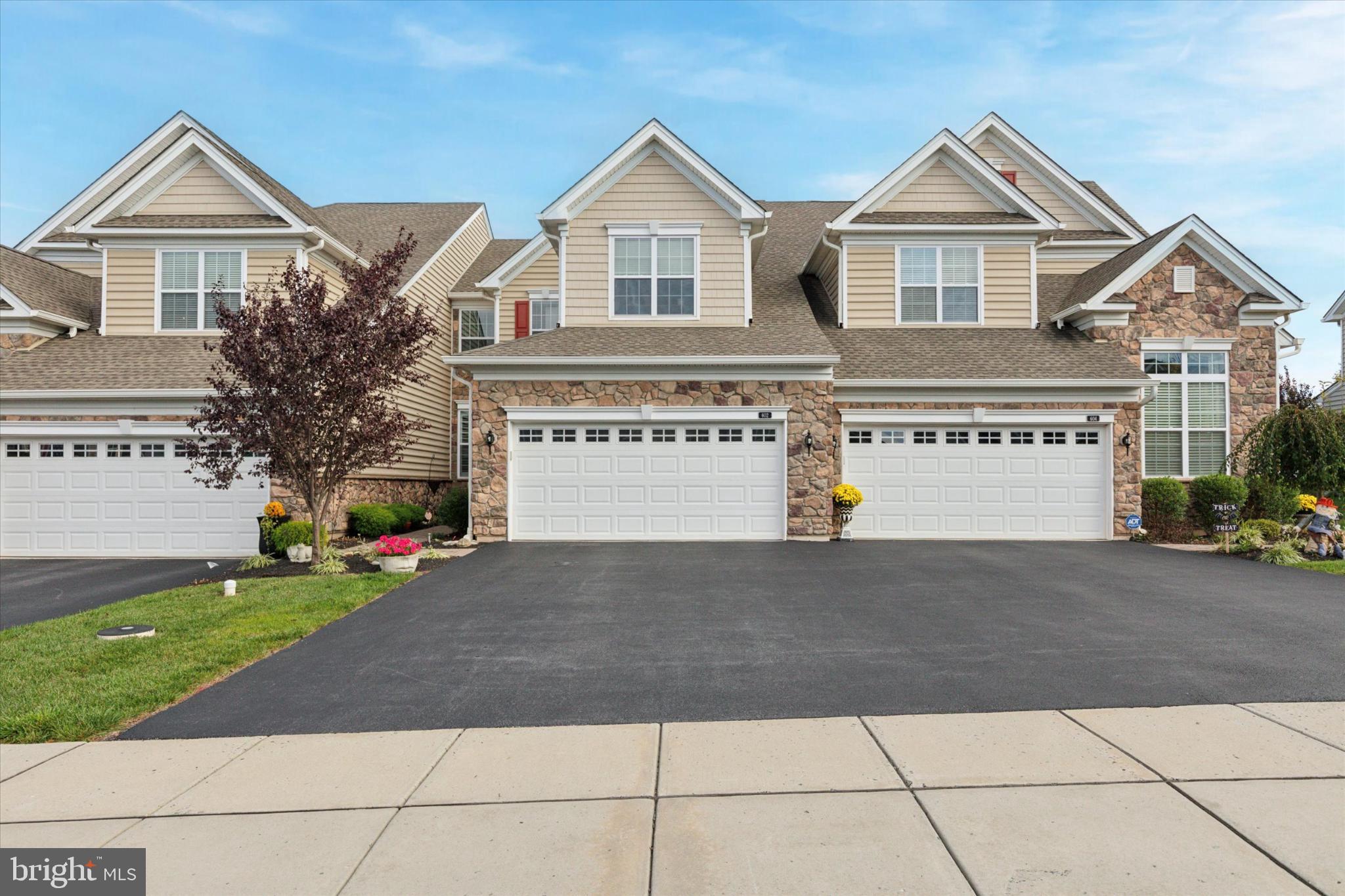 WHITE SPRINGS AT PROVIDENCE - Residential