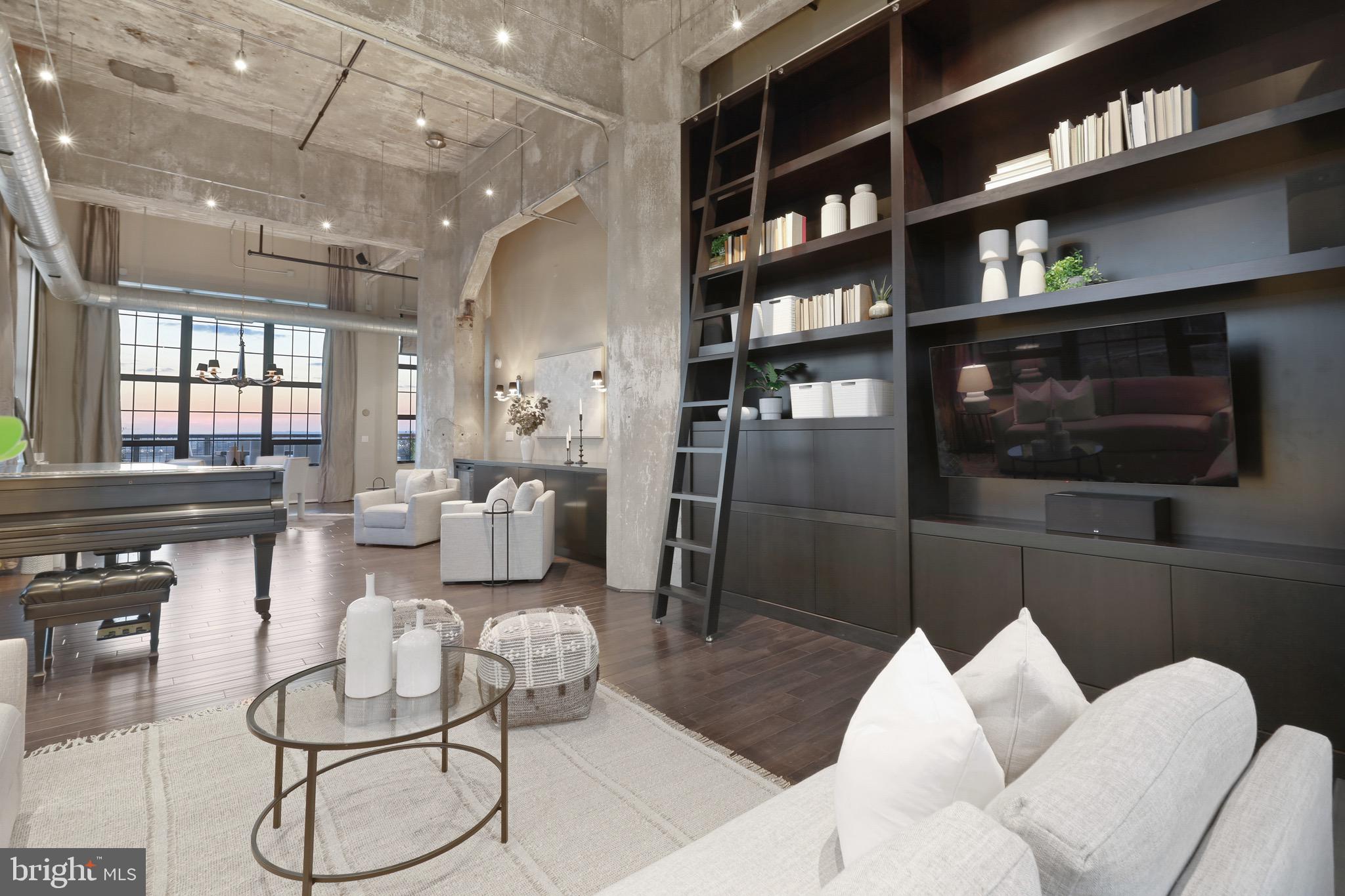 LOCUST POINT - Residential Lease