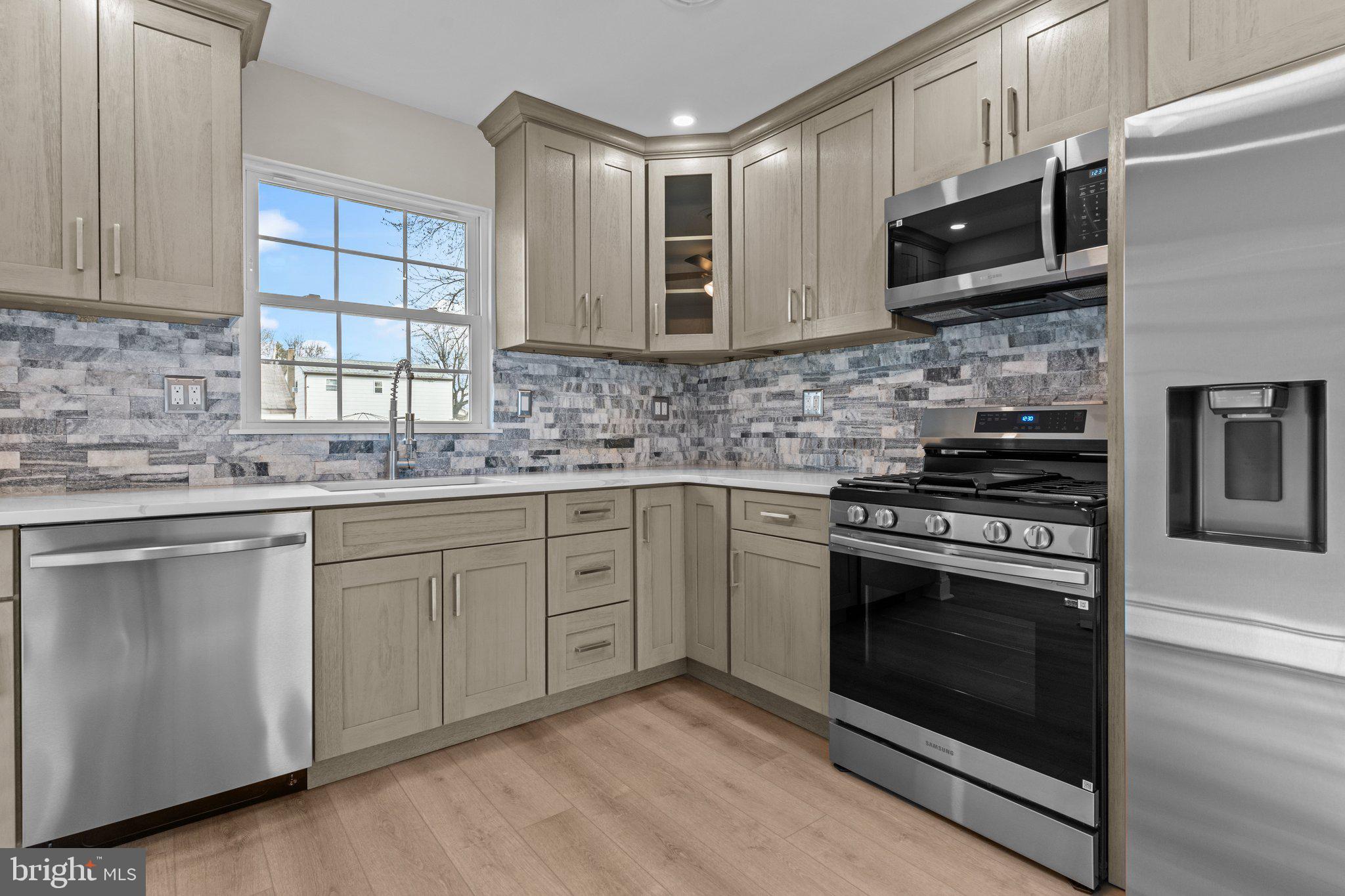 BRISTOL - Residential