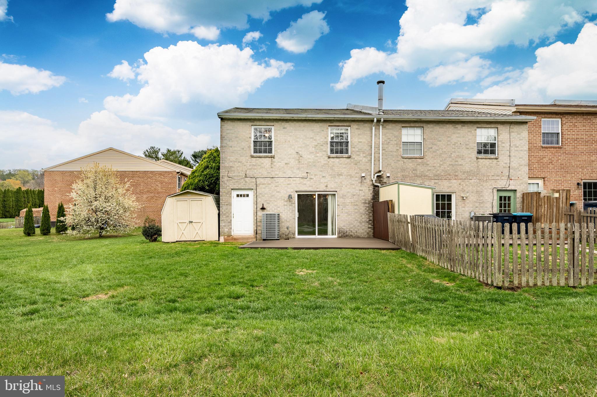RHONDDA - Residential