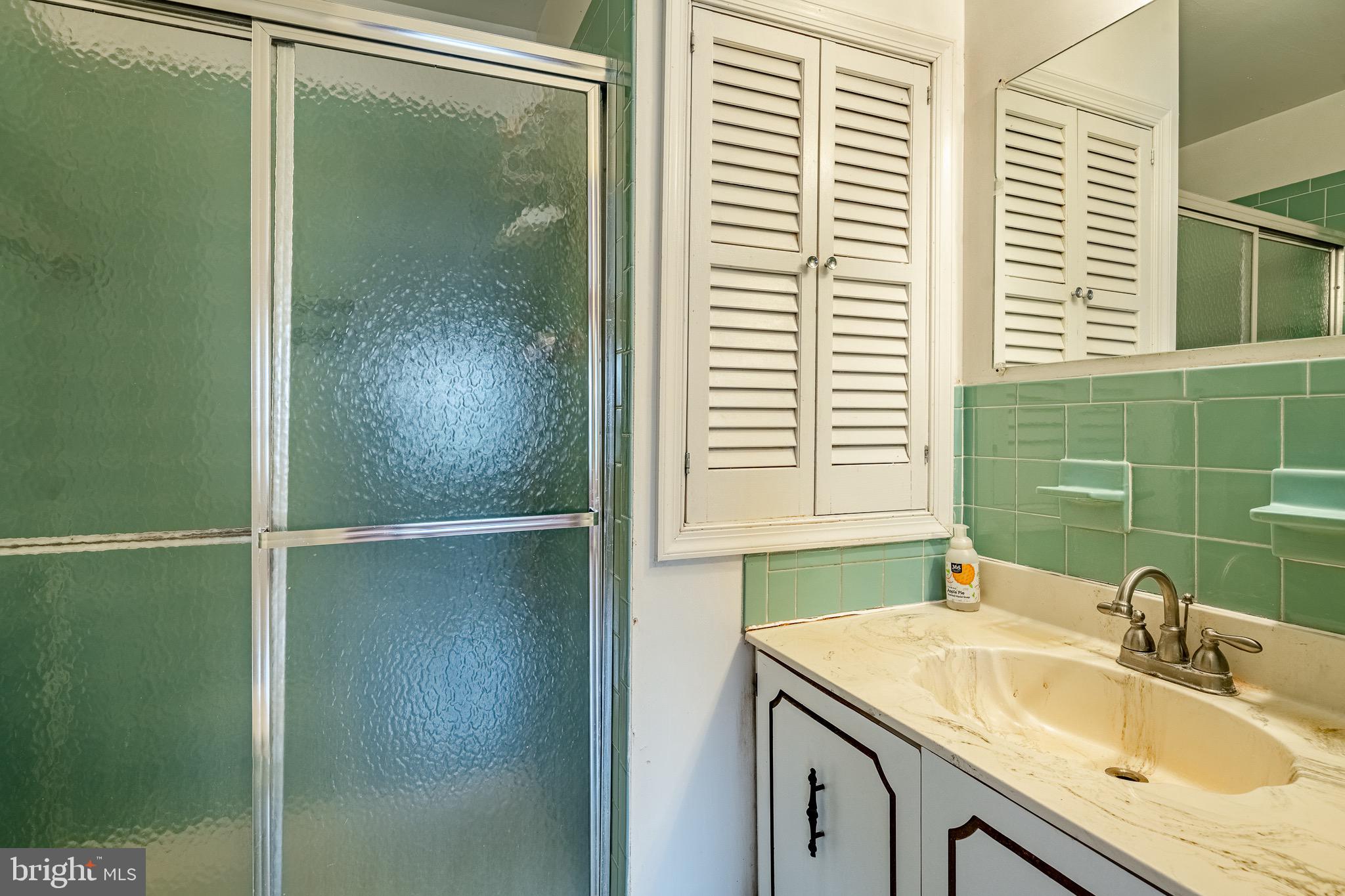 RHONDDA - Residential