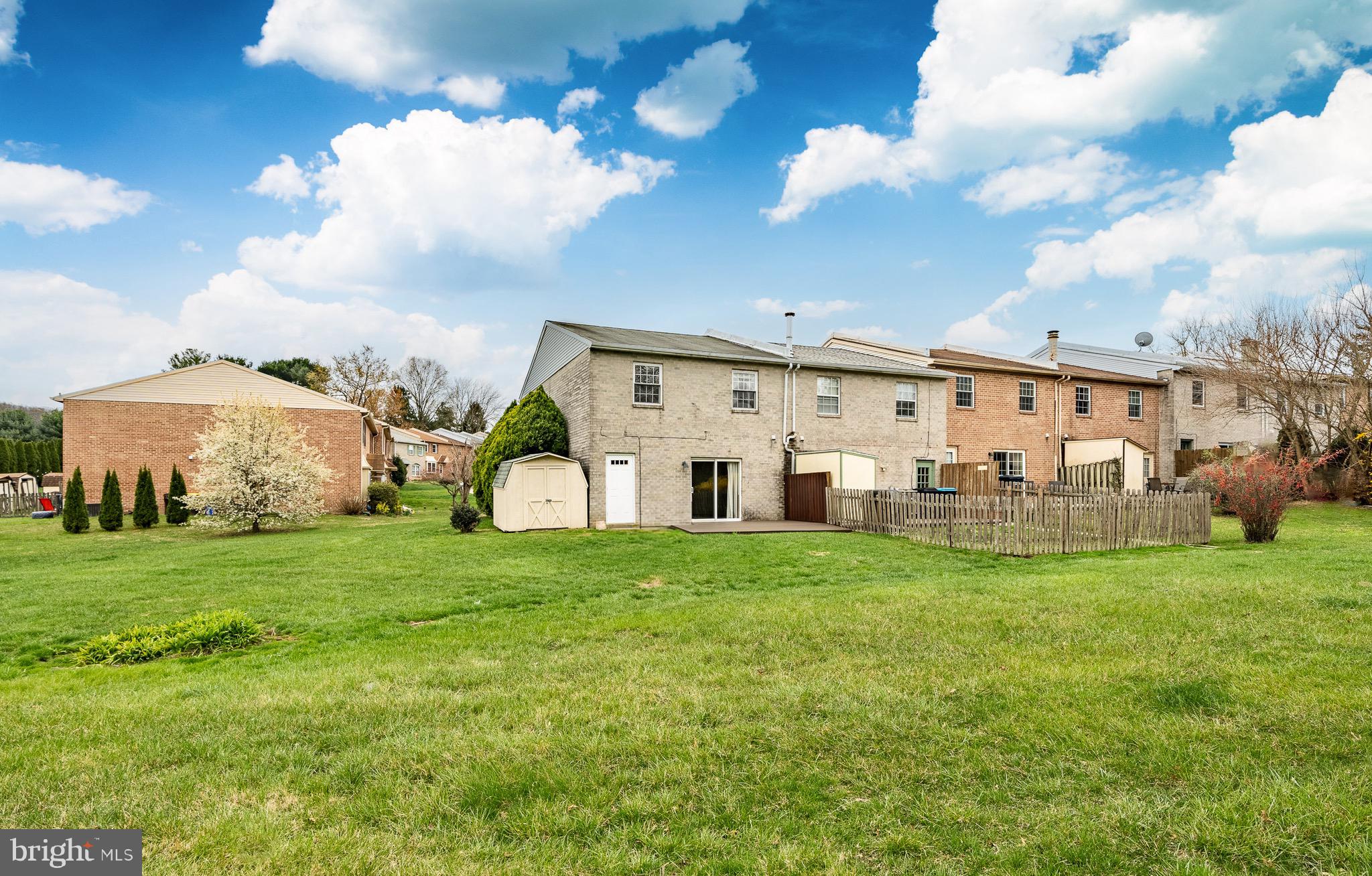 RHONDDA - Residential