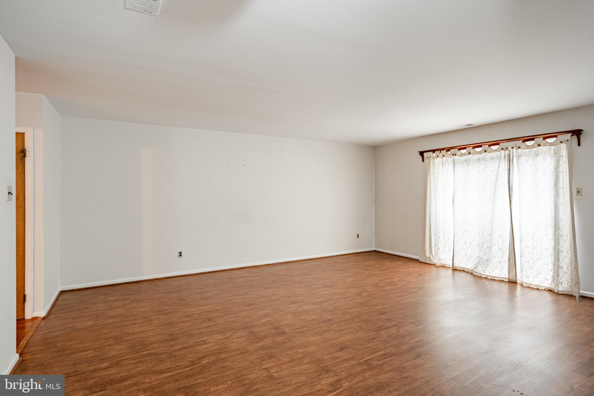 RHONDDA - Residential