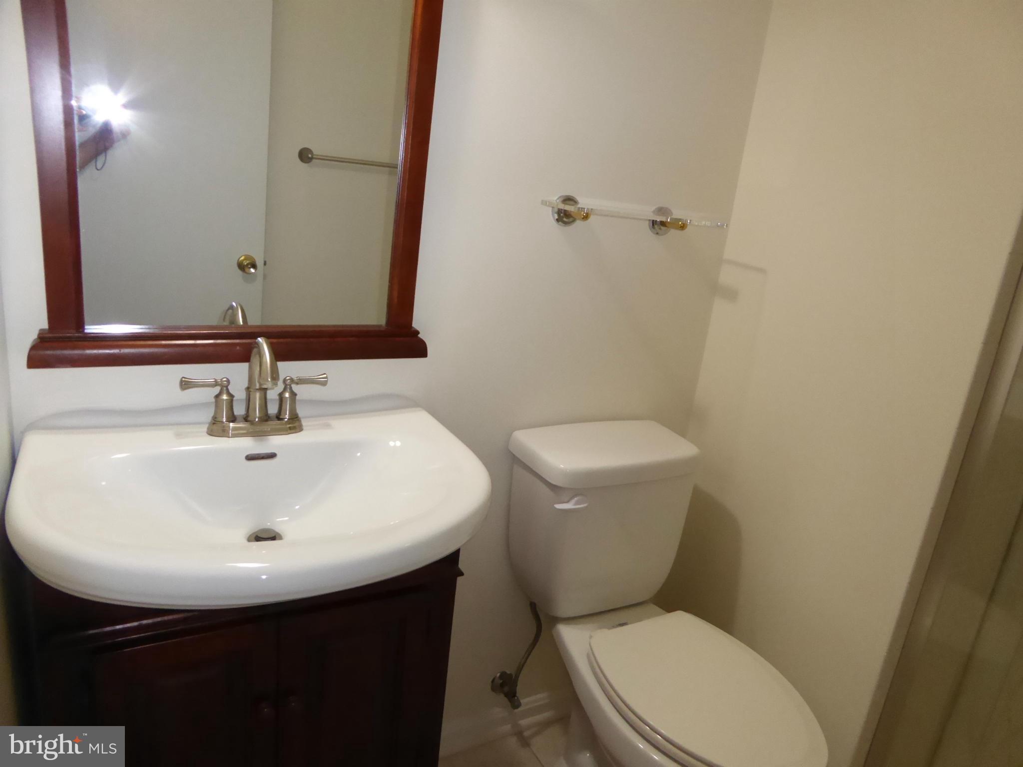 KEENE MILL WOODS - Residential