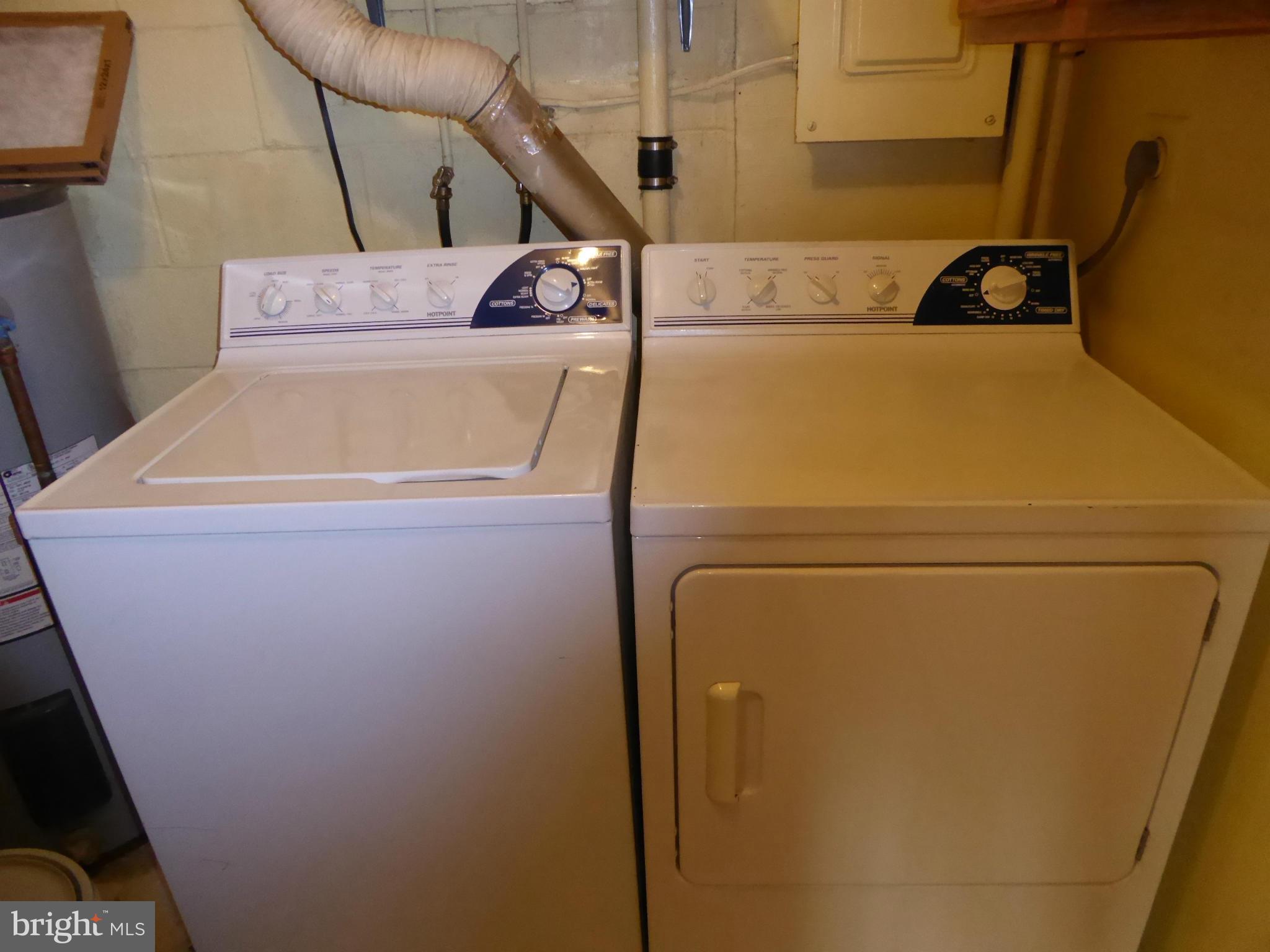 KEENE MILL WOODS - Residential