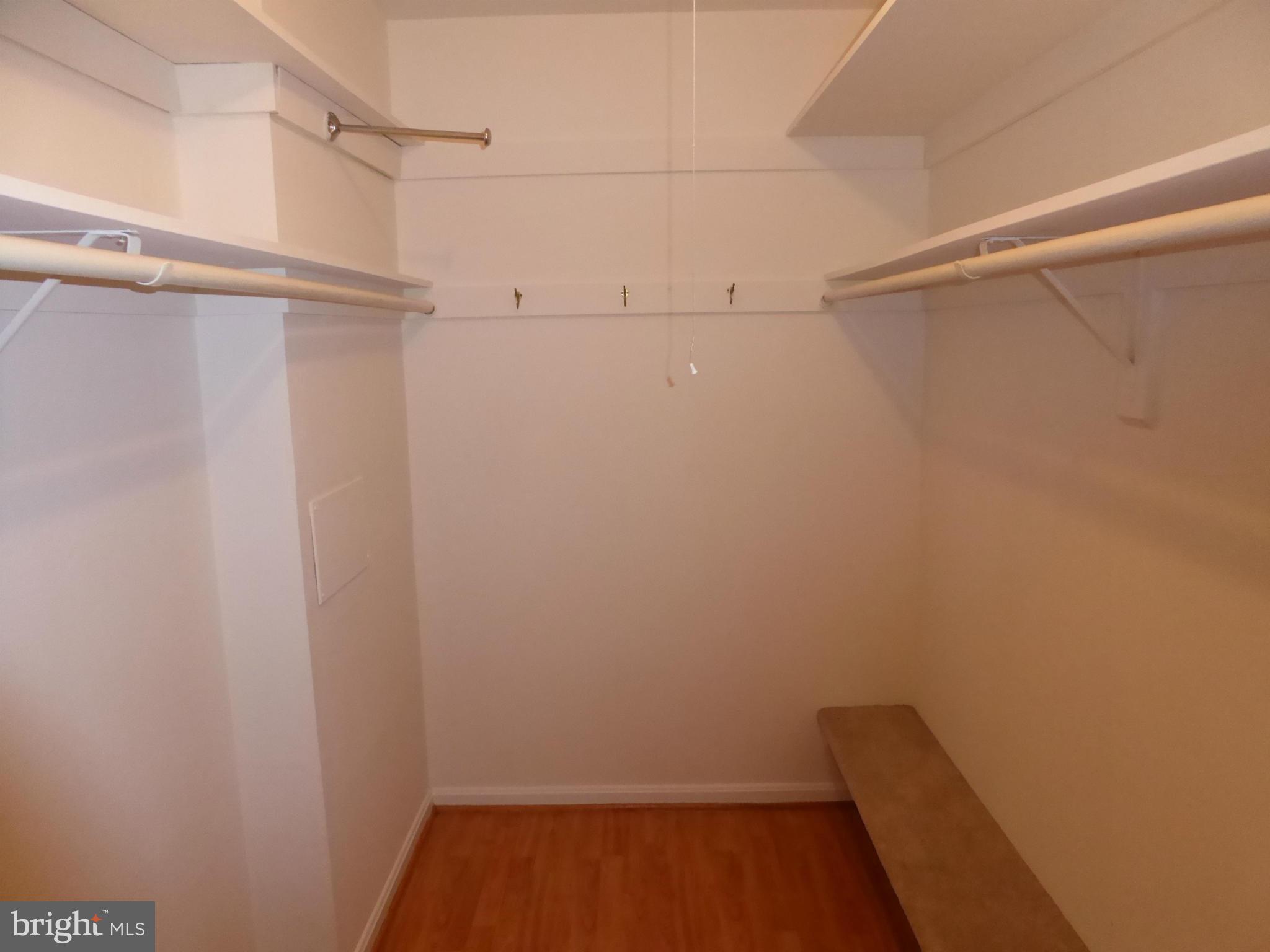 KEENE MILL WOODS - Residential