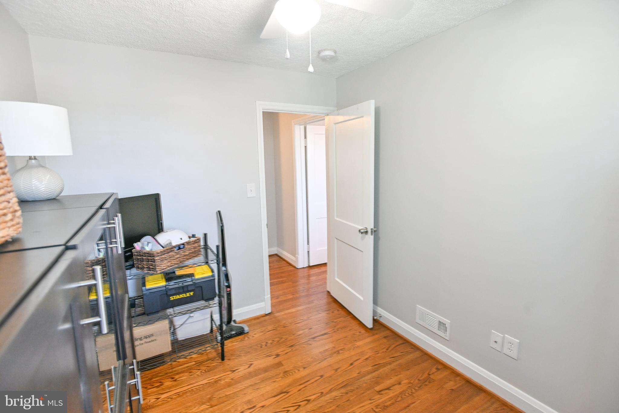 KNETTISHALL - Residential