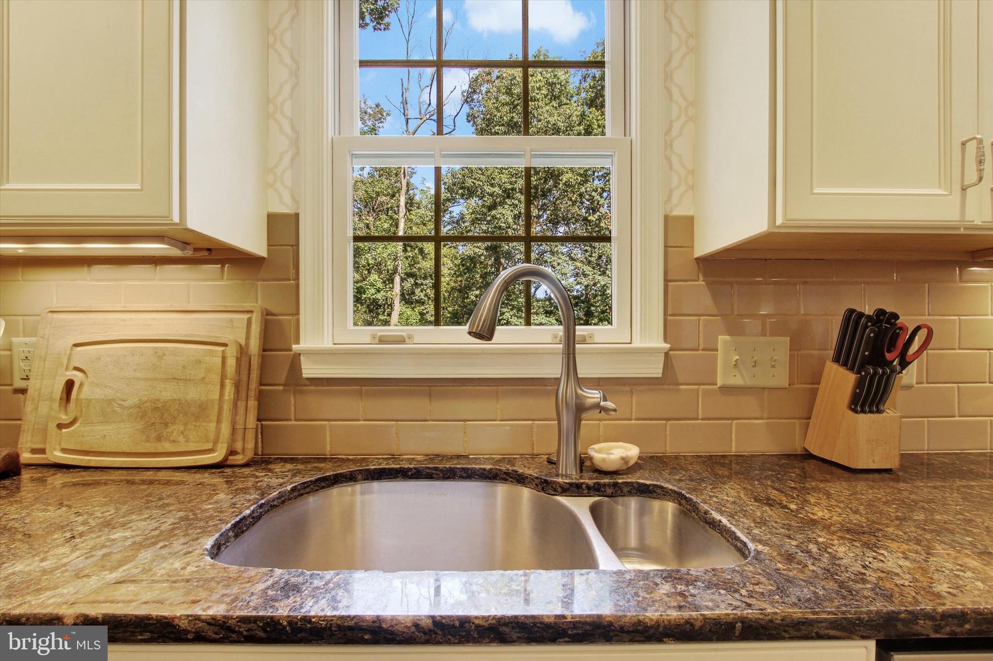 OAK HILL - Residential