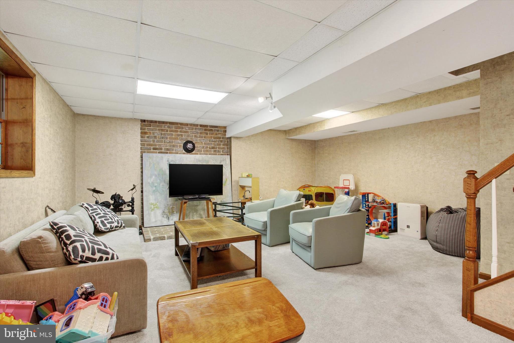 OAK HILL - Residential