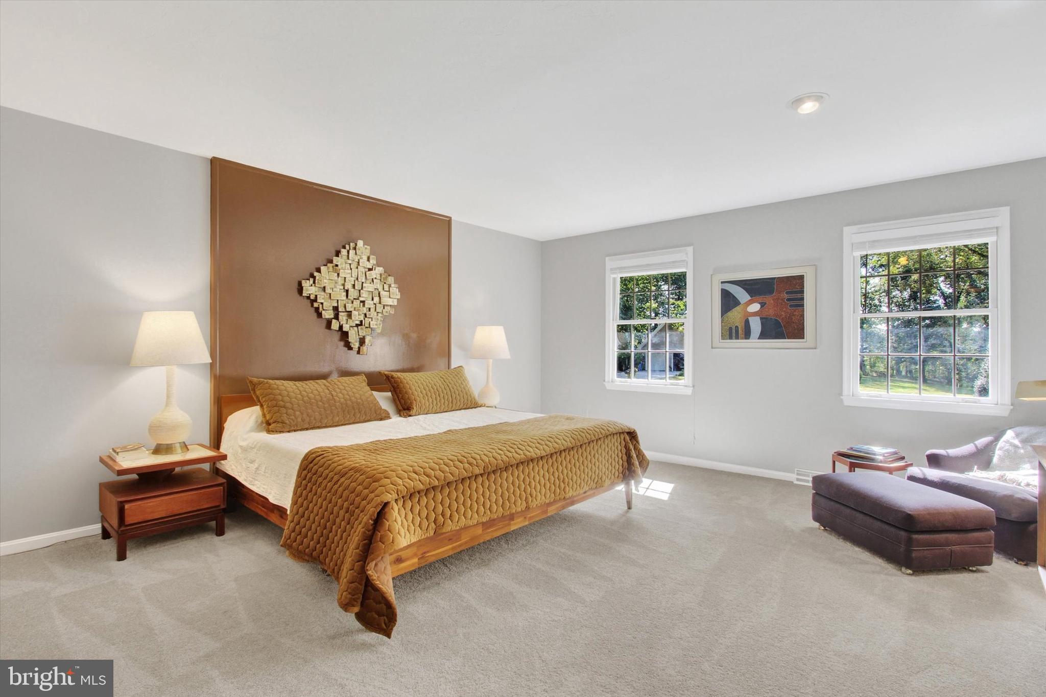 OAK HILL - Residential