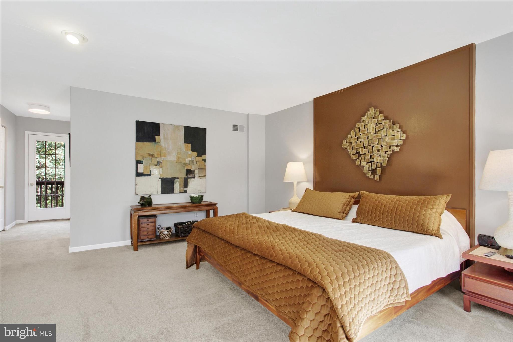 OAK HILL - Residential