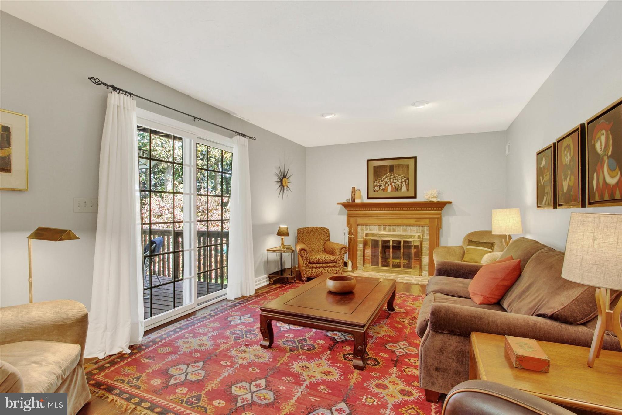 OAK HILL - Residential