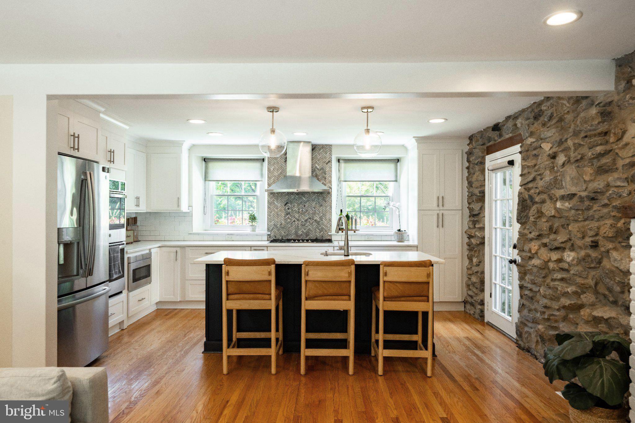 417 SHORTRIDGE DRIVE